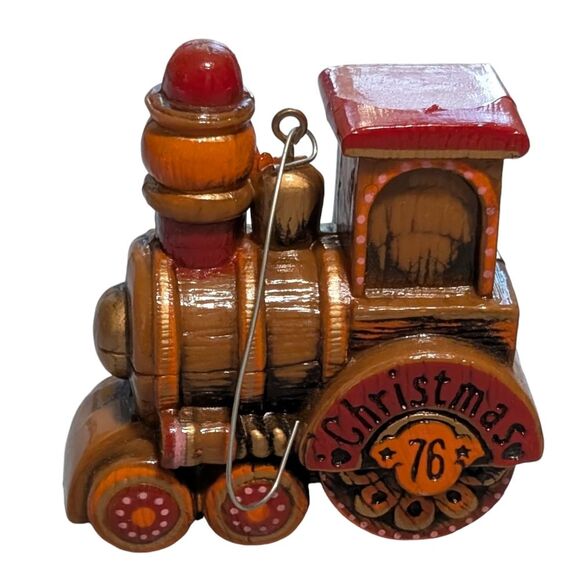 Vintage 1976 Hallmark Christmas Ornament train engine locomotive hard plastic - Picture 2 of 8